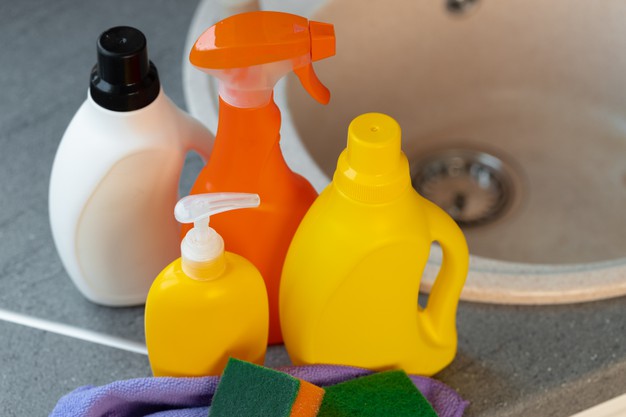 Cleaning Chemicals in the Kitchen to Always Have