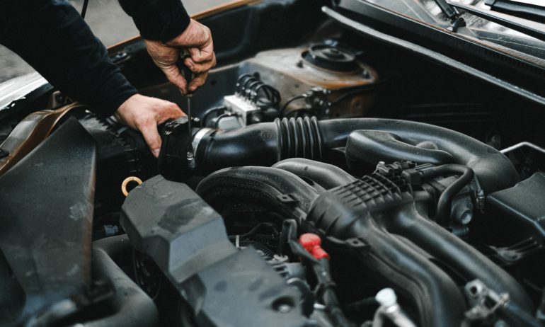 3 Things to Prepare Before Cleaning Your Car’s Engine Compartment